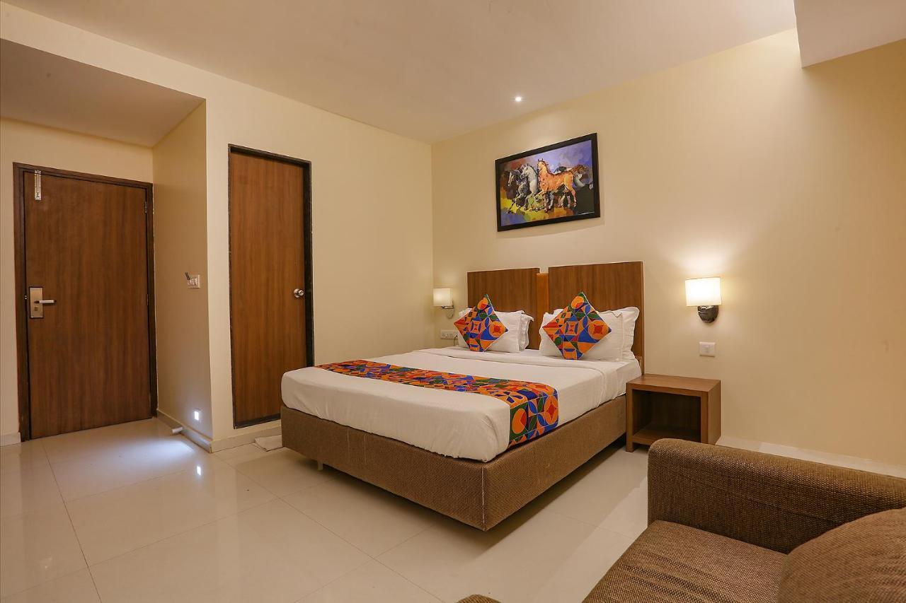 FabHotel Royal International Bombay Esterno foto