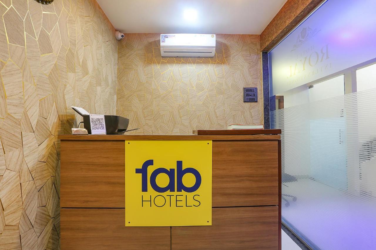 FabHotel Royal International Bombay Esterno foto